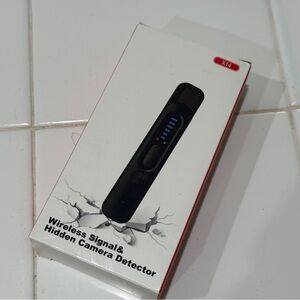 (New) Amazon Black Wireless Signal & Hidden Camera Detector